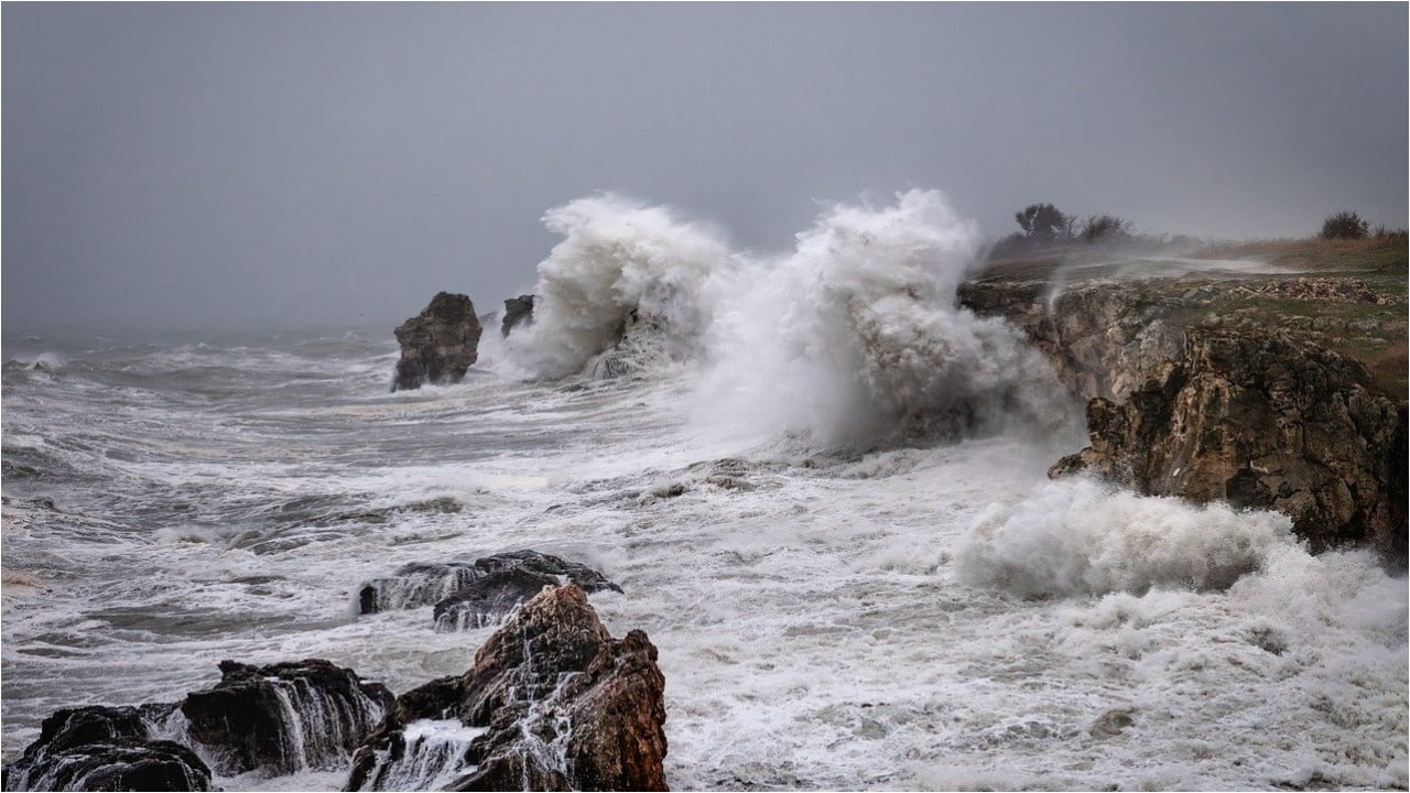 Cyclone Fengal Live Updates: Heavy Rains Batter Tamil Nadu, Puducherry ...