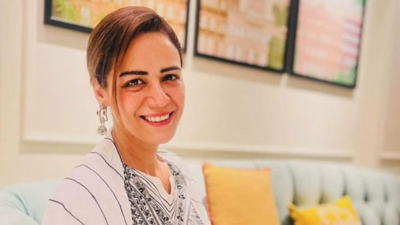Mona Singh shoots late night in 8 Degrees for an upcoming project in Punjab, reports