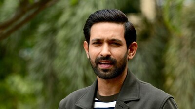 Vikrant Massey clarifies his retirement post