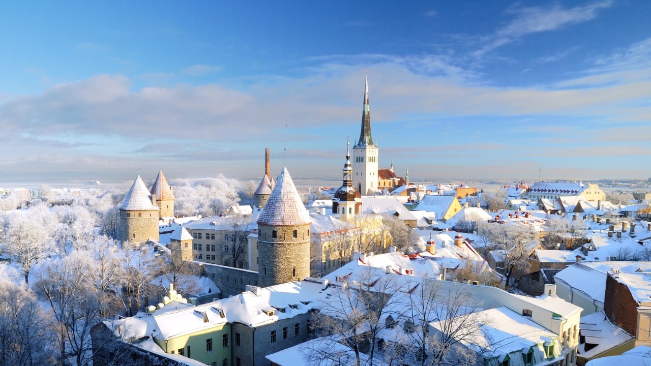 21 European cities that are even more magical in winter for a cozy getaway