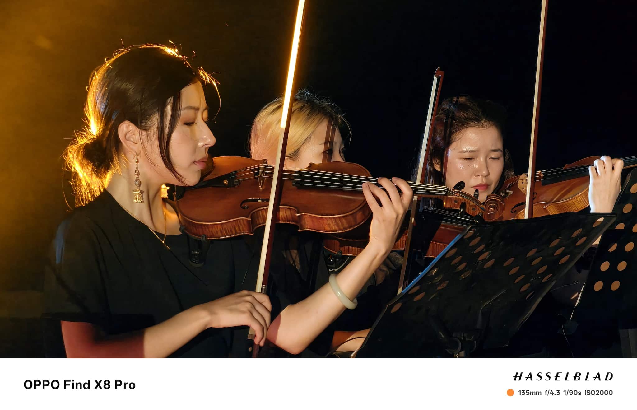 Find X8 Pro camera sample: Low light
