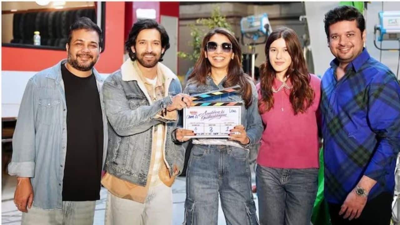 Vikrant Massey resumes shoot in Dehradun with Shanaya Kapoor amidst going on break news 