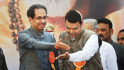 Fadnavis calls Uddhav and Raj Thackeray ‘Ghajinis’ after their Mumbai protest seeking CEC Gyanesh Kumar’s removal, questioning their election claims.