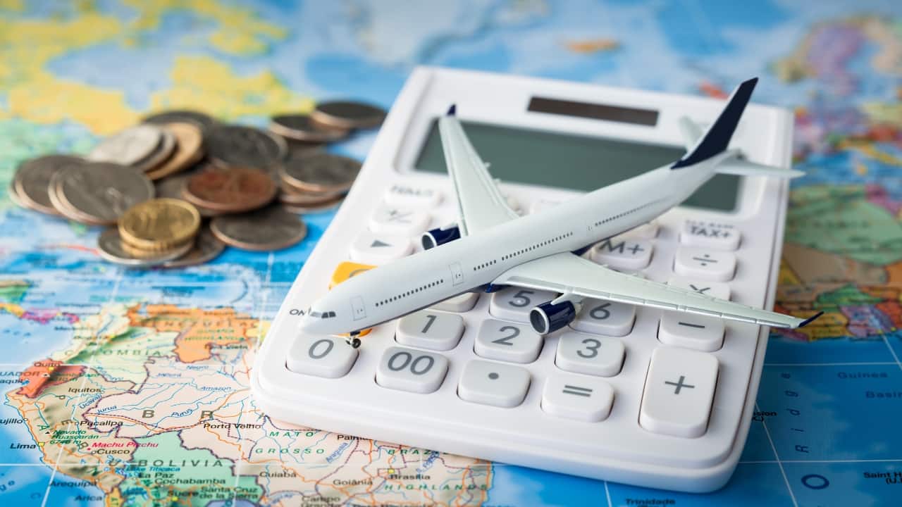 These travel credit cards offer air, hotel, dining deals, & more