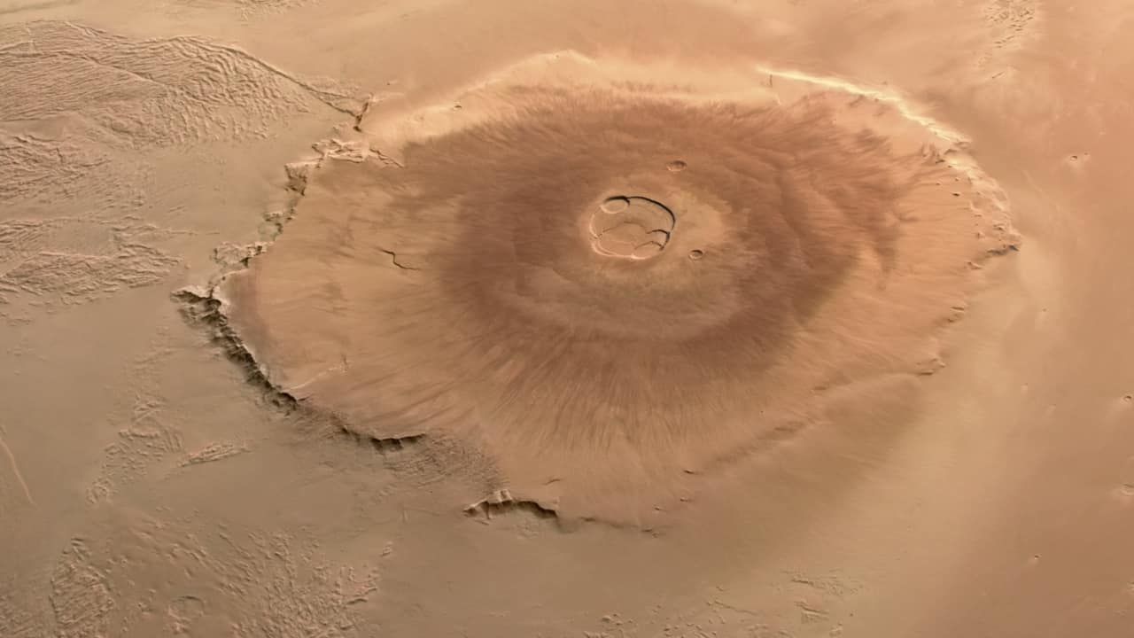 Olympus Mons (Image: Wikipedia)