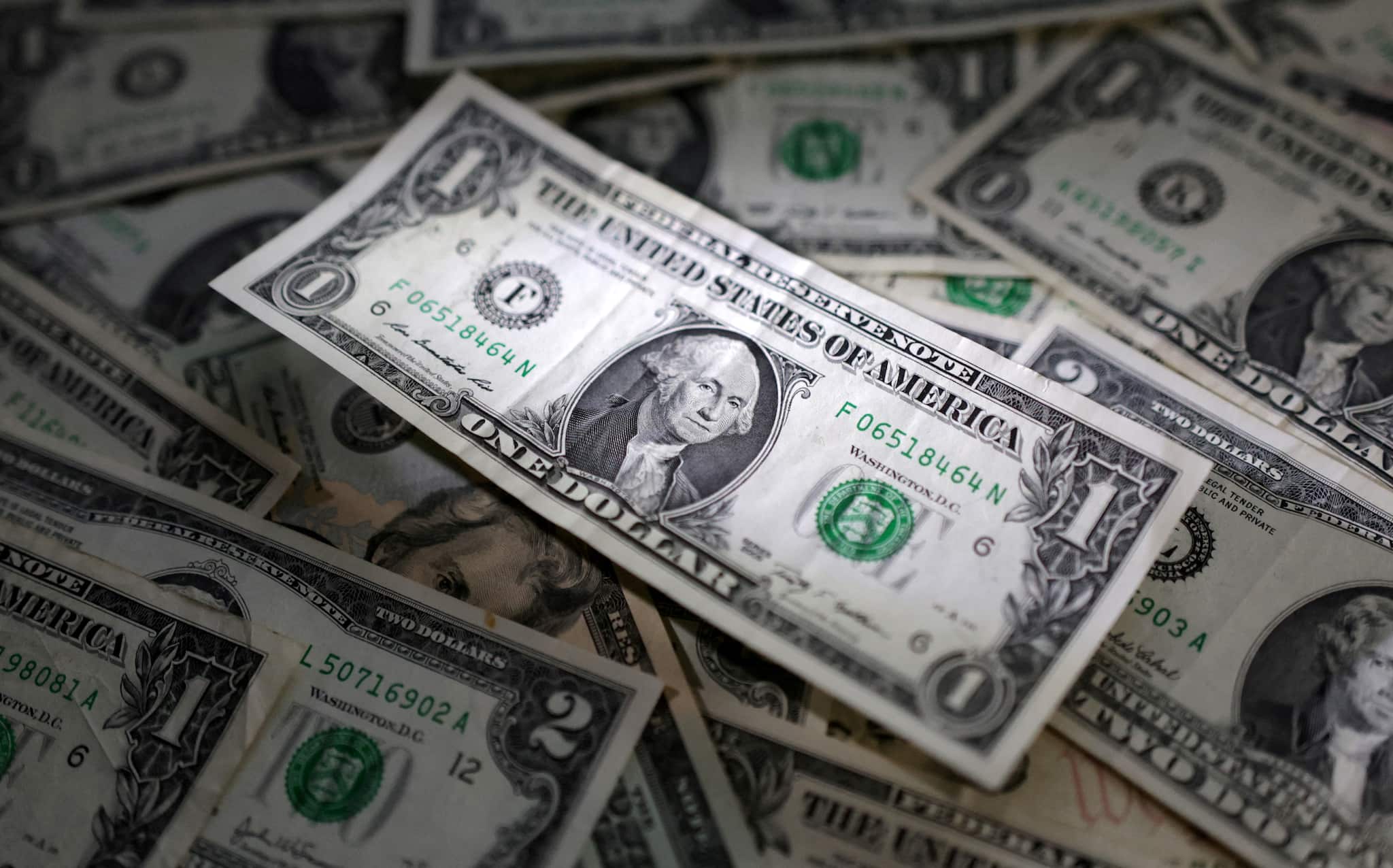 US dollar index sinks 10%, marks sharpest fall since 2017