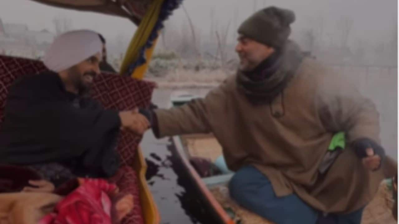 Diljit Dosanjh sips Kahwa while enjoying shikara ride on Dal Lake in Kashmir, watch