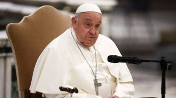 Pope Francis plans to appear in public on Sunday for first time in five weeks
