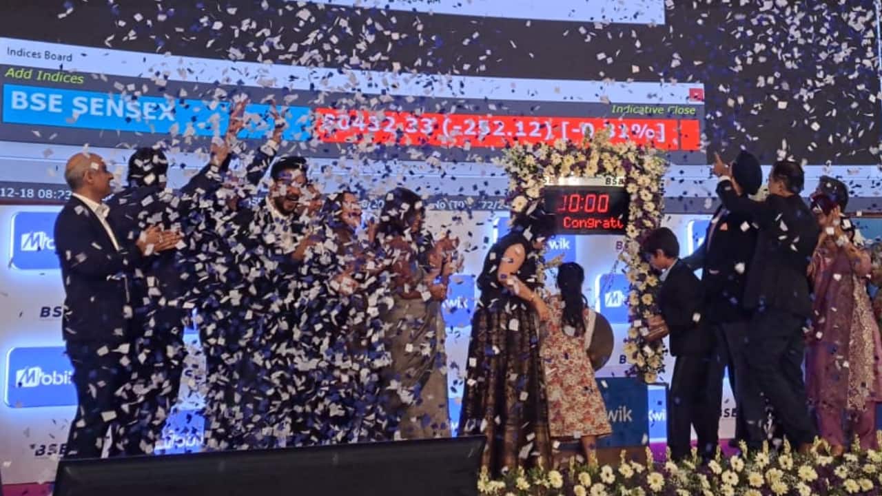 MobiKwik shares soar nearly 14% as net loss narrows sequentially in Q2