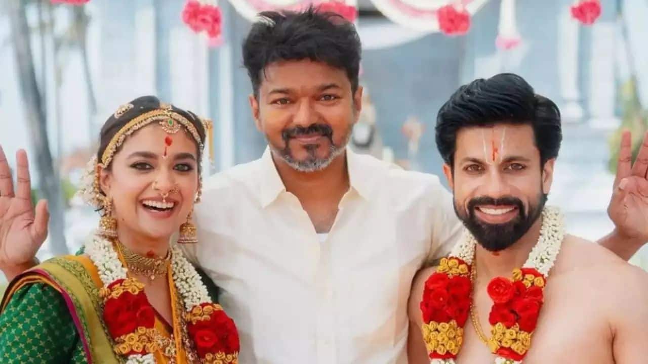 Keerthy Suresh shares lovely pics with Thalapathy Vijay from her Goan wedding