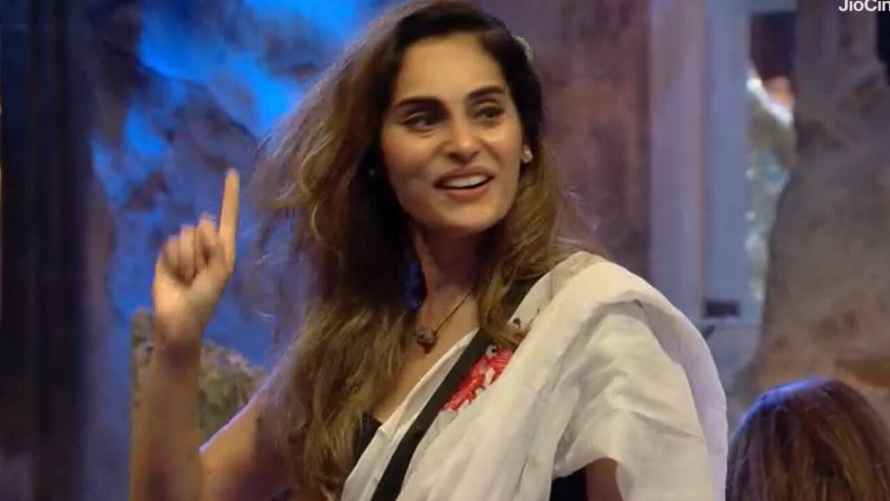 Bigg Boss 18: Housemates Face Nomination Punishment as Time God Shrutika Arjun Prioritizes Task Over Ration