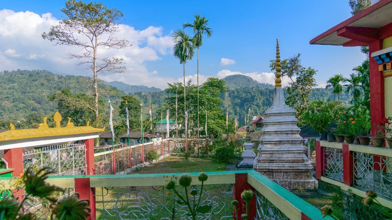 Jhalong Monastry, Dooars (Image: Canva)