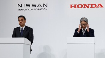 Honda, Nissan aim to close merger talks in June 2025, list holding company in August 2026