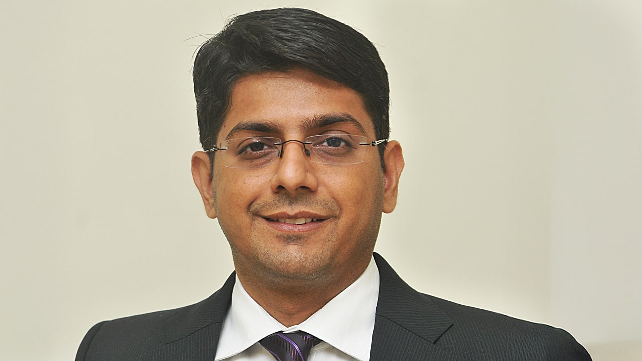 Super Fund Manager 2024: Why this Flexi Cap fund manager believes a blended strategy is key to success Super Fund Manager 2024: Why this Flexi Cap fund manager believes a blended strategy is key to success