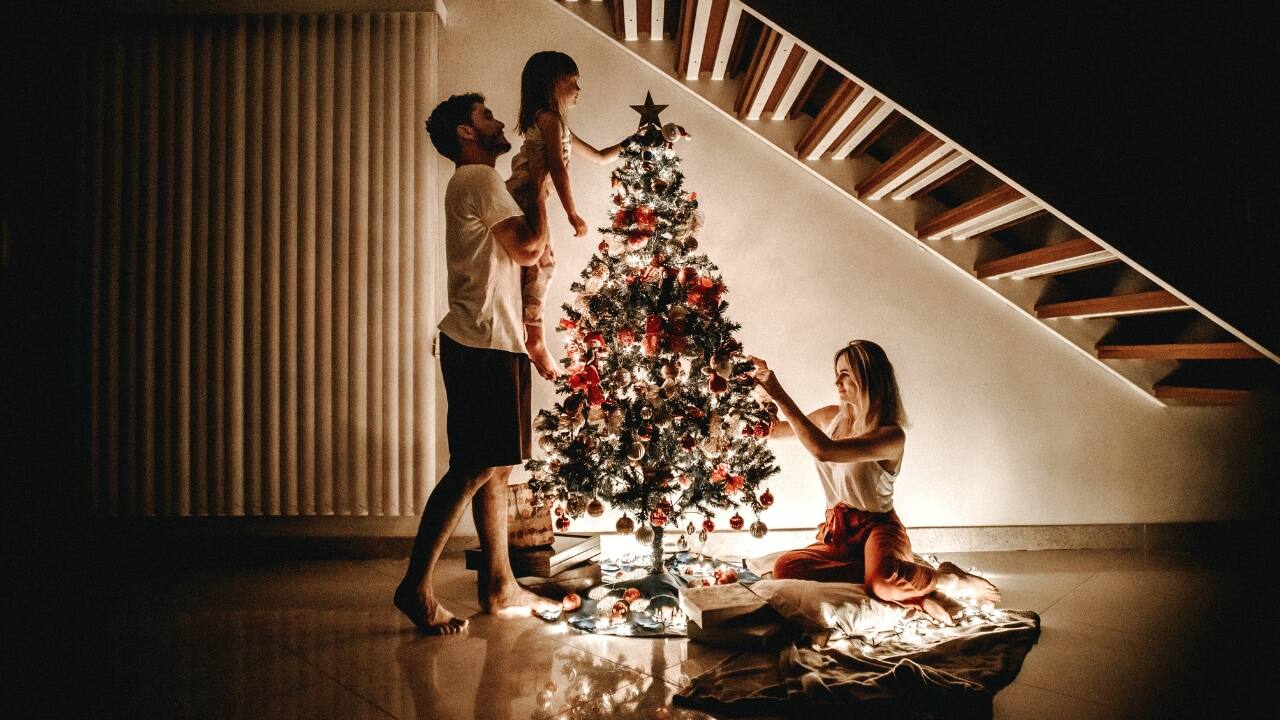 Top 10 practical tips to overcome holiday blues