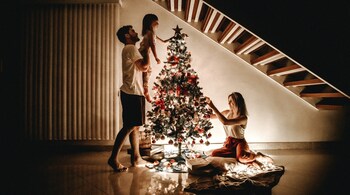 Embrace the holiday spirit with these simple tips to beat the holiday blues and find joy this season. (Image: Canva)