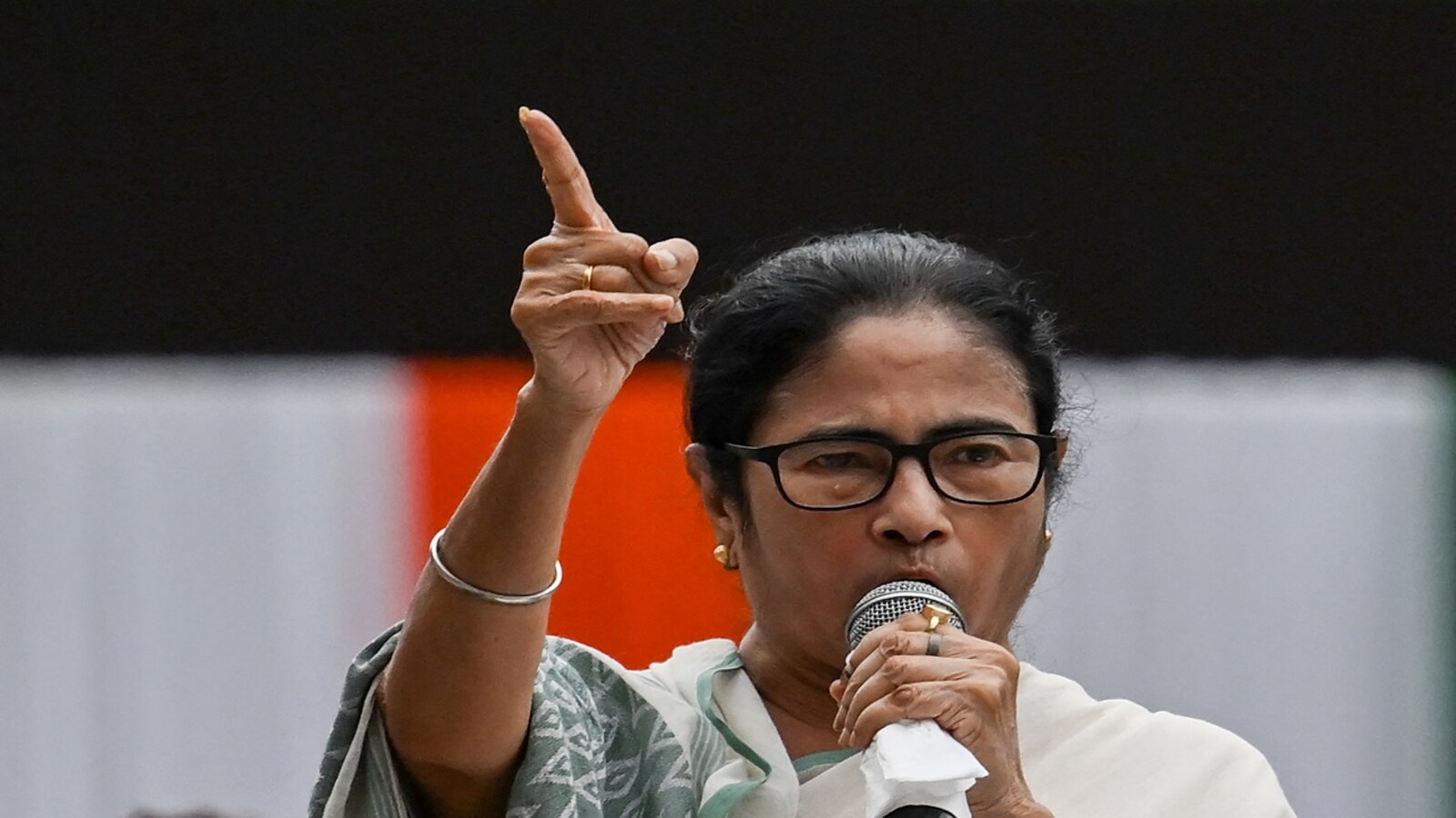'They want to foment riots': Mamata Banerjee accuses BJP, RSS of  instigating violence in Bengal