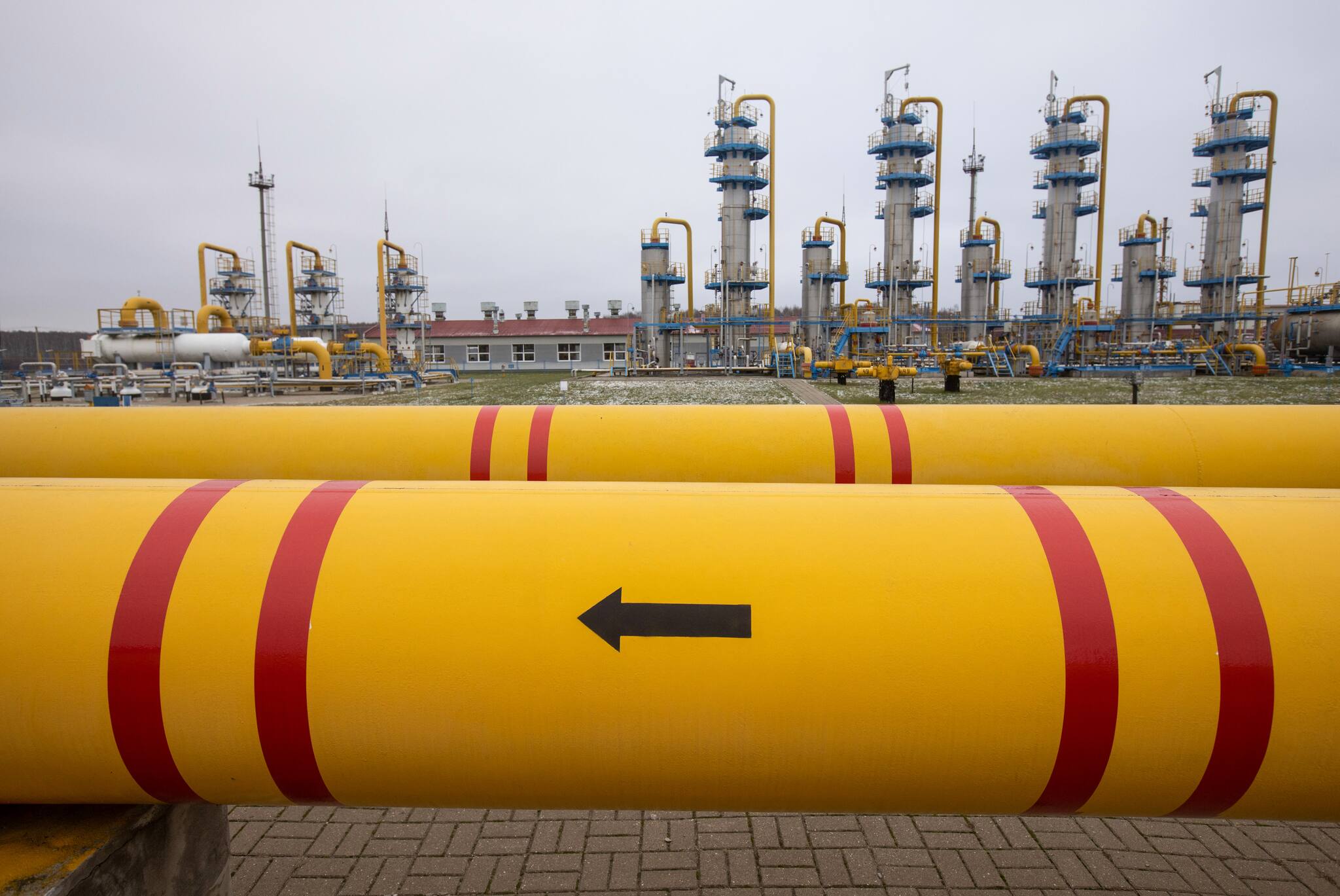 Russia and Ukraine end five decades of gas transit to Europe