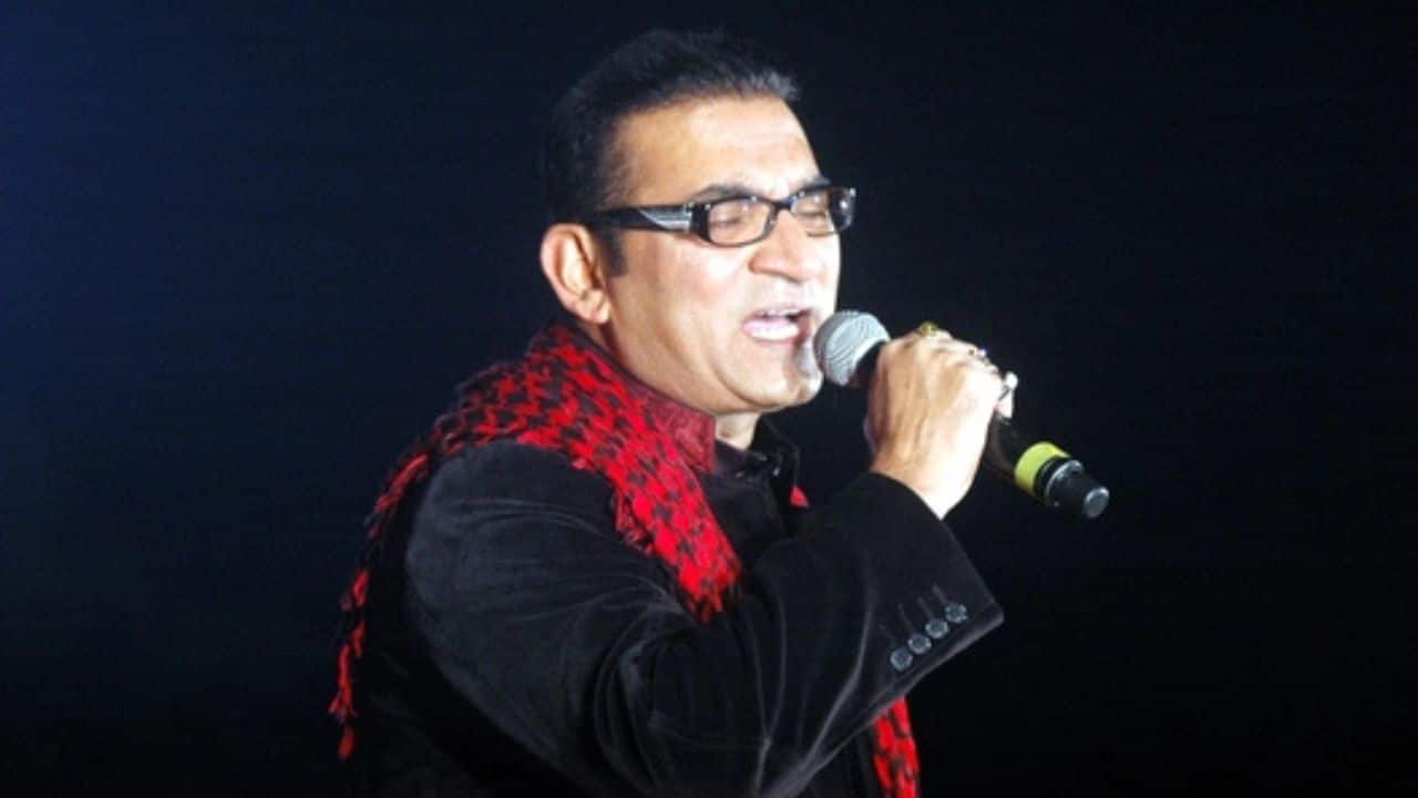 On Indian Idol 15, Abhijeet Bhattacharya promises a performance at Manasi's wedding, says "I wasn’t singing at my own wedding so my father-in-law..."