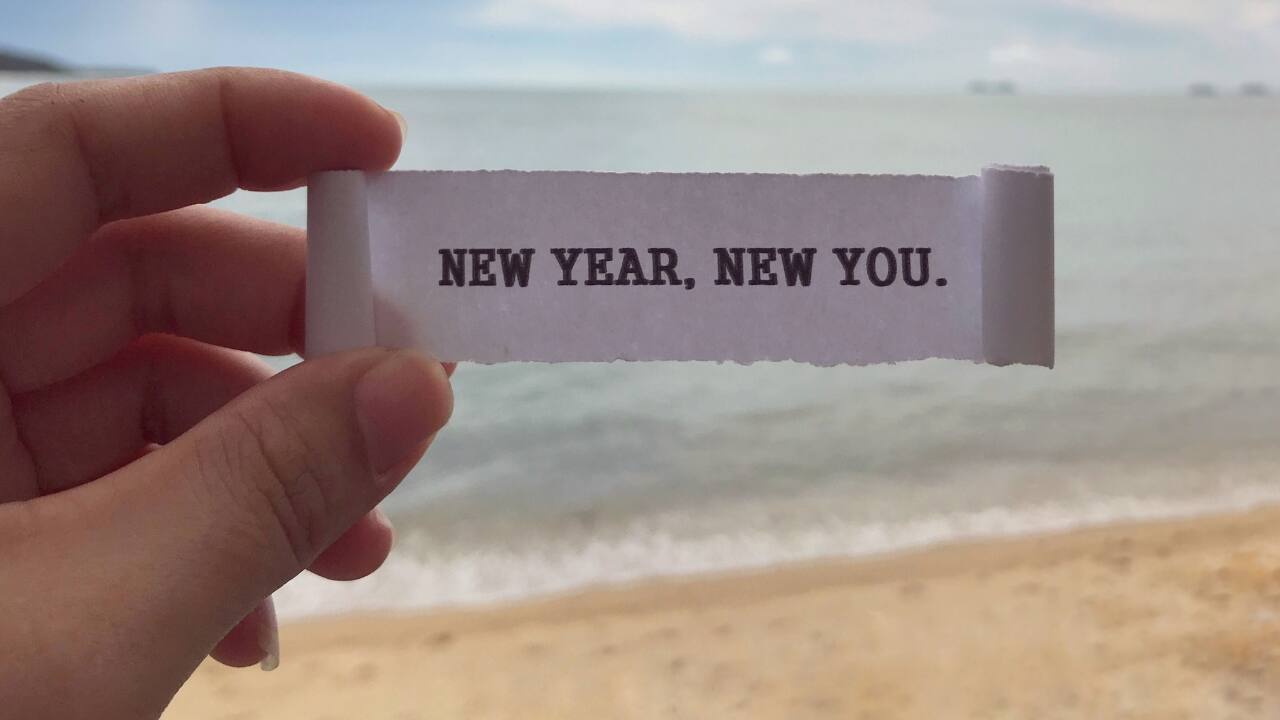 9 travel resolutions for your best adventure in 2025!