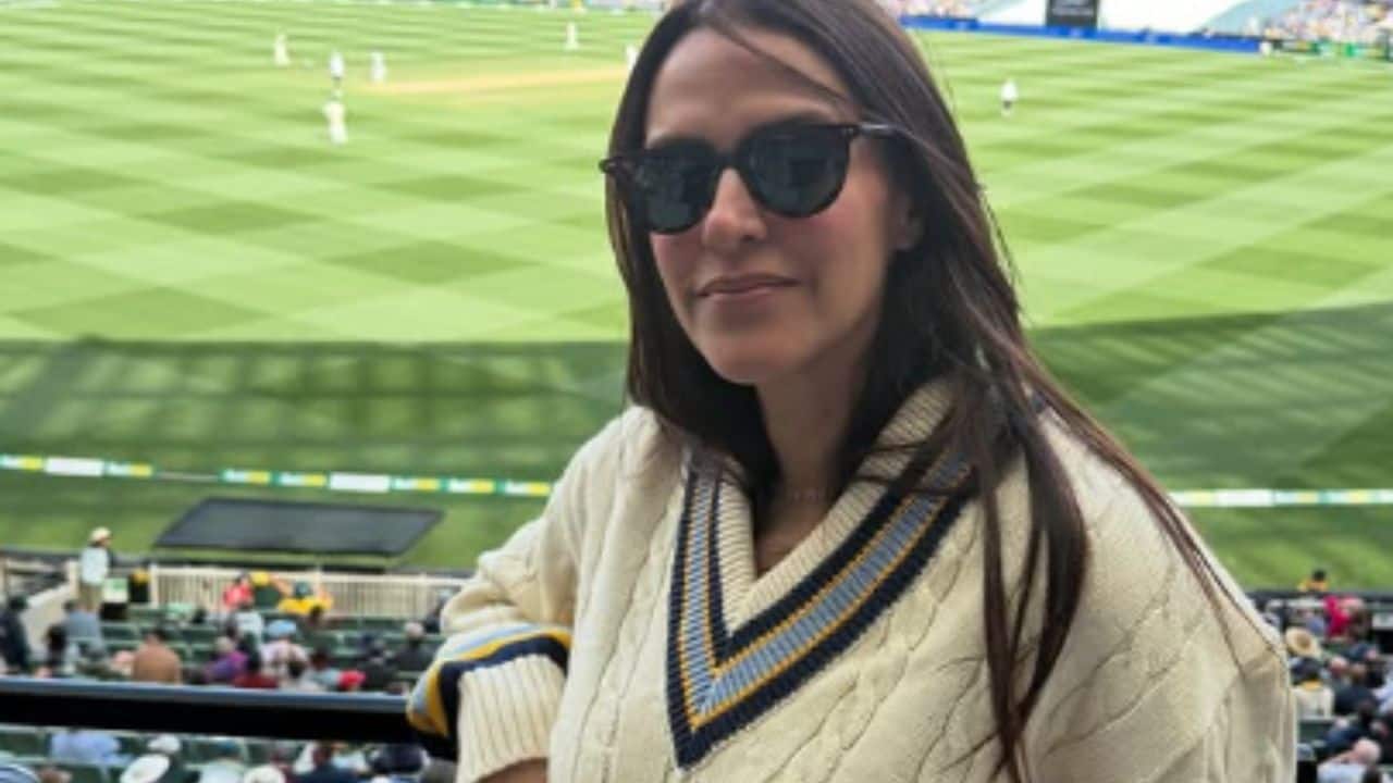 Neha Dhupia pays tribute to father-in-law Bishan Singh Bedi as she wears his sweater for IND vs AUS match