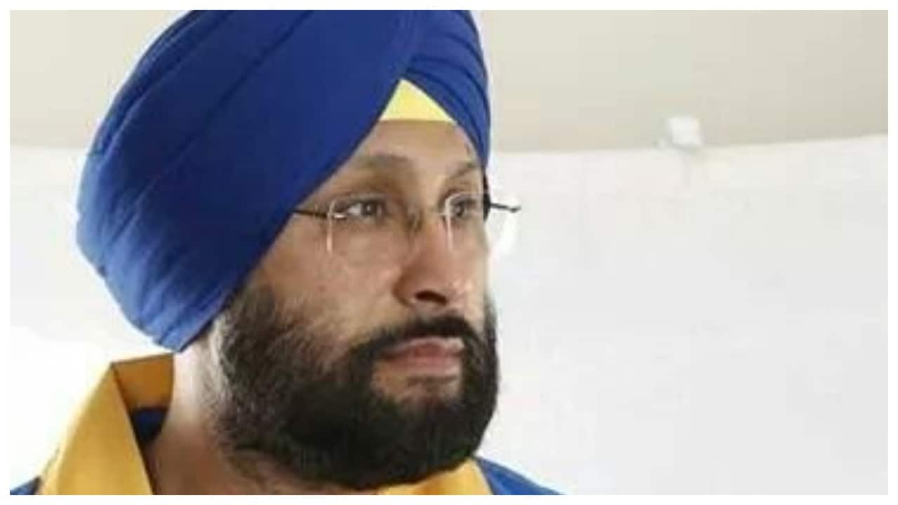 Former India hockey coach Jagbir Singh suffers heart attack, in ICU