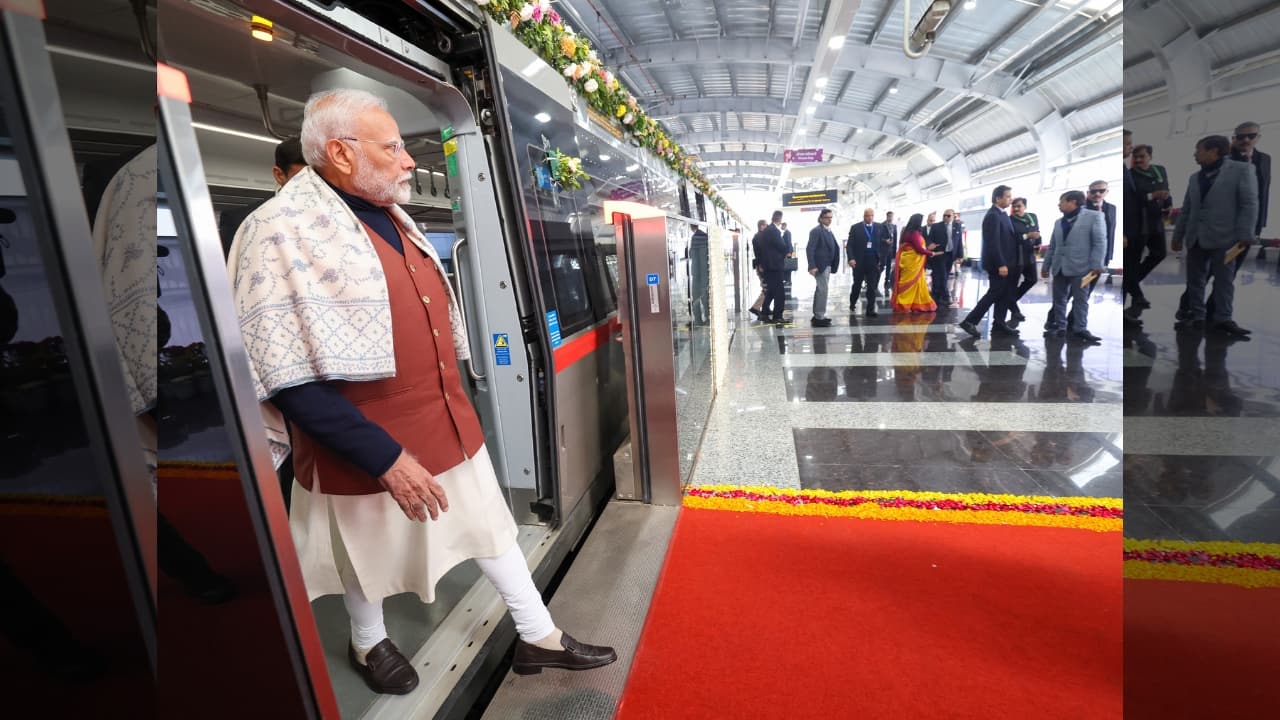 PM Modi takes a ride on the newly launched Namo Bharat train from Sahibabad to New Ashok Nagar on Jan 5, 2025. (Image: PIB)