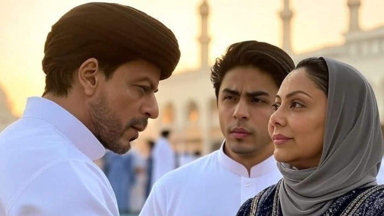 Shah Rukh Khan, Gauri Khan and Aryan Khan visited Mecca for New year? Here is the truth