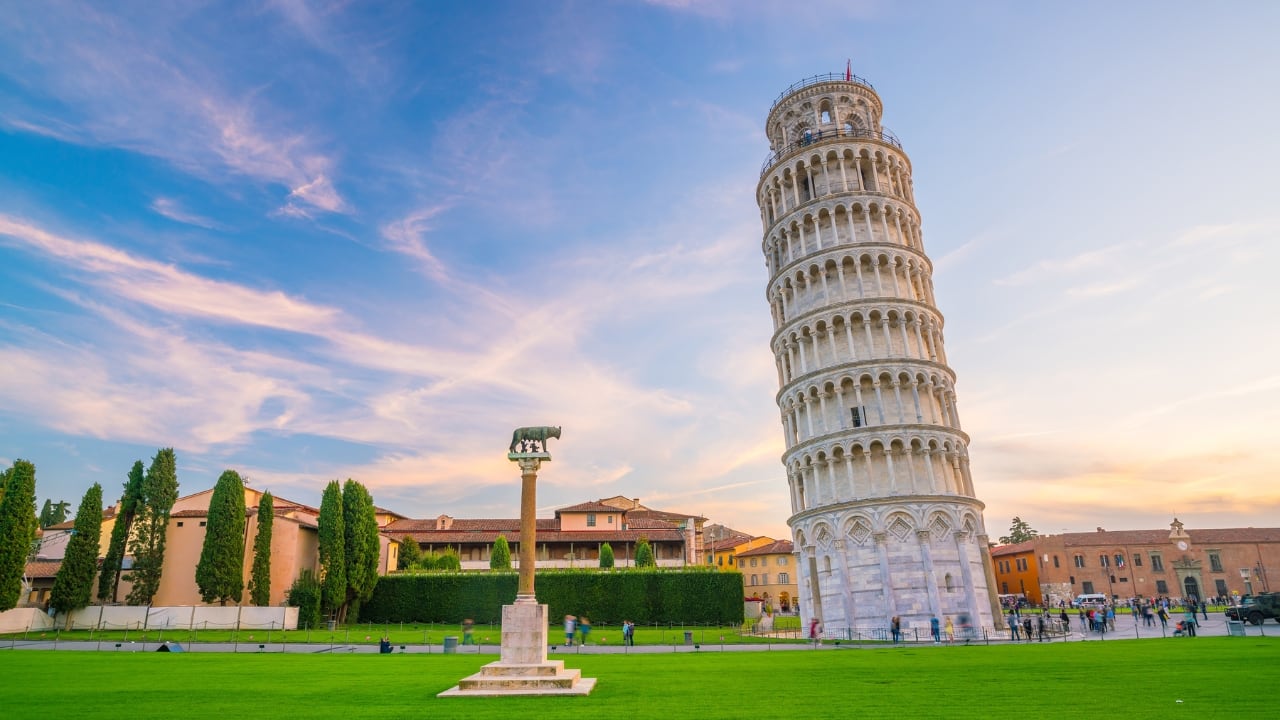 2. The Leaning Tower of Pisa A photo opportunity like no other! The Leaning Tower of Pisa isn’t just a crooked monument; it’s an architectural marvel and a bucket-list icon. Try your hand at the age-old tradition of “holding up” the tower for a playful shot, or delve deeper into Pisa’s rich history with a visit to the nearby Cathedral and Baptistery. (Image: Canva)