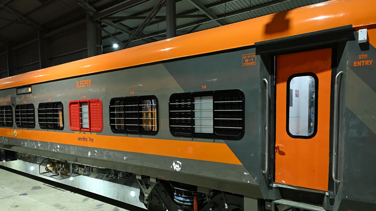 Indian Railways to introduce upgraded Amrit Bharat 2.0 Express. Check out its new features