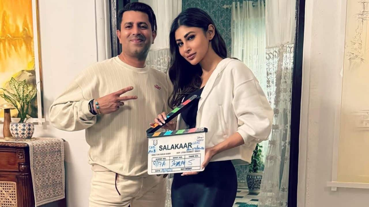 Mouni Roy celebrates the wrap of upcoming film Salakaar, cuts cake with the film's team