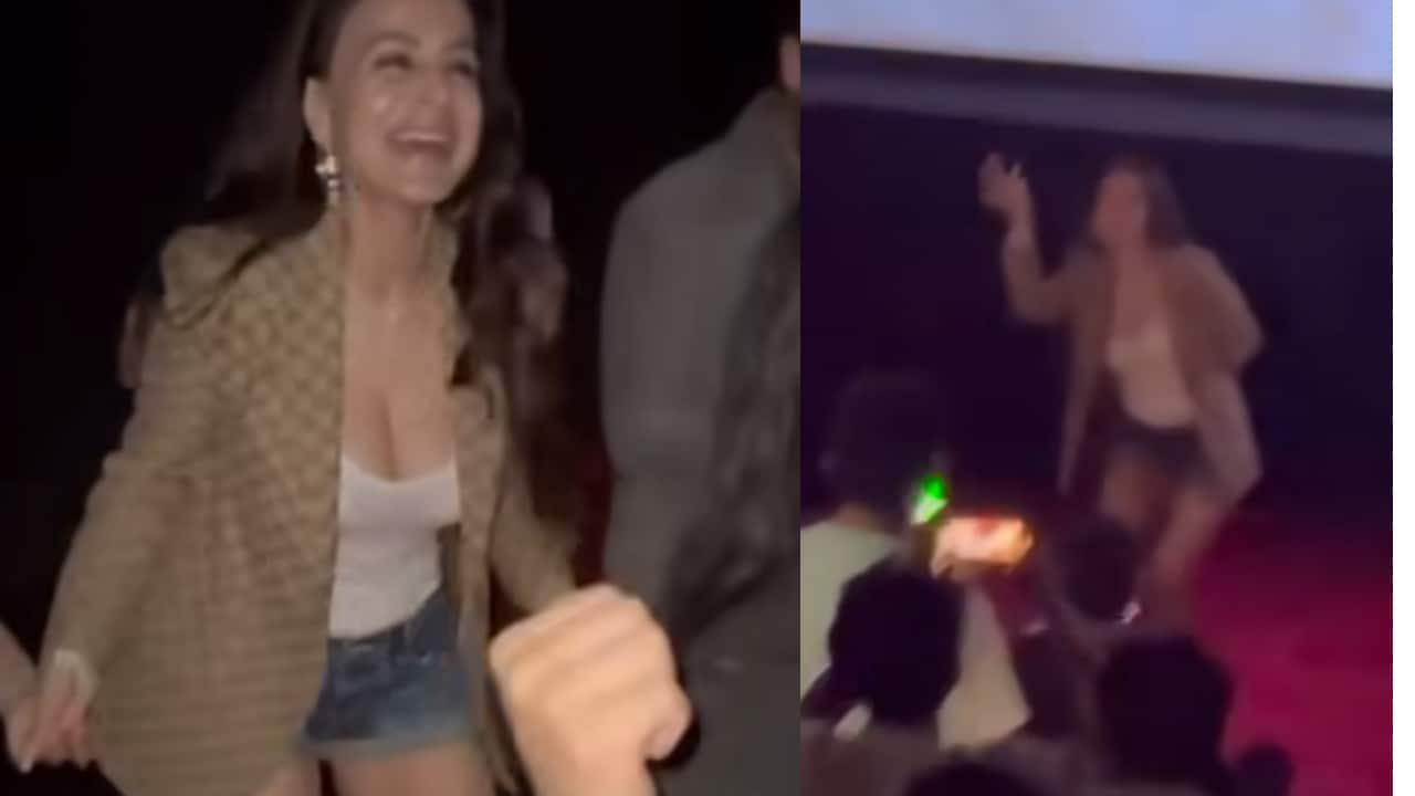 Ameesha Patel dances her heart out on Kaho Naa Pyaar Hai at Juhu theater with audience, distributes sweets among paps