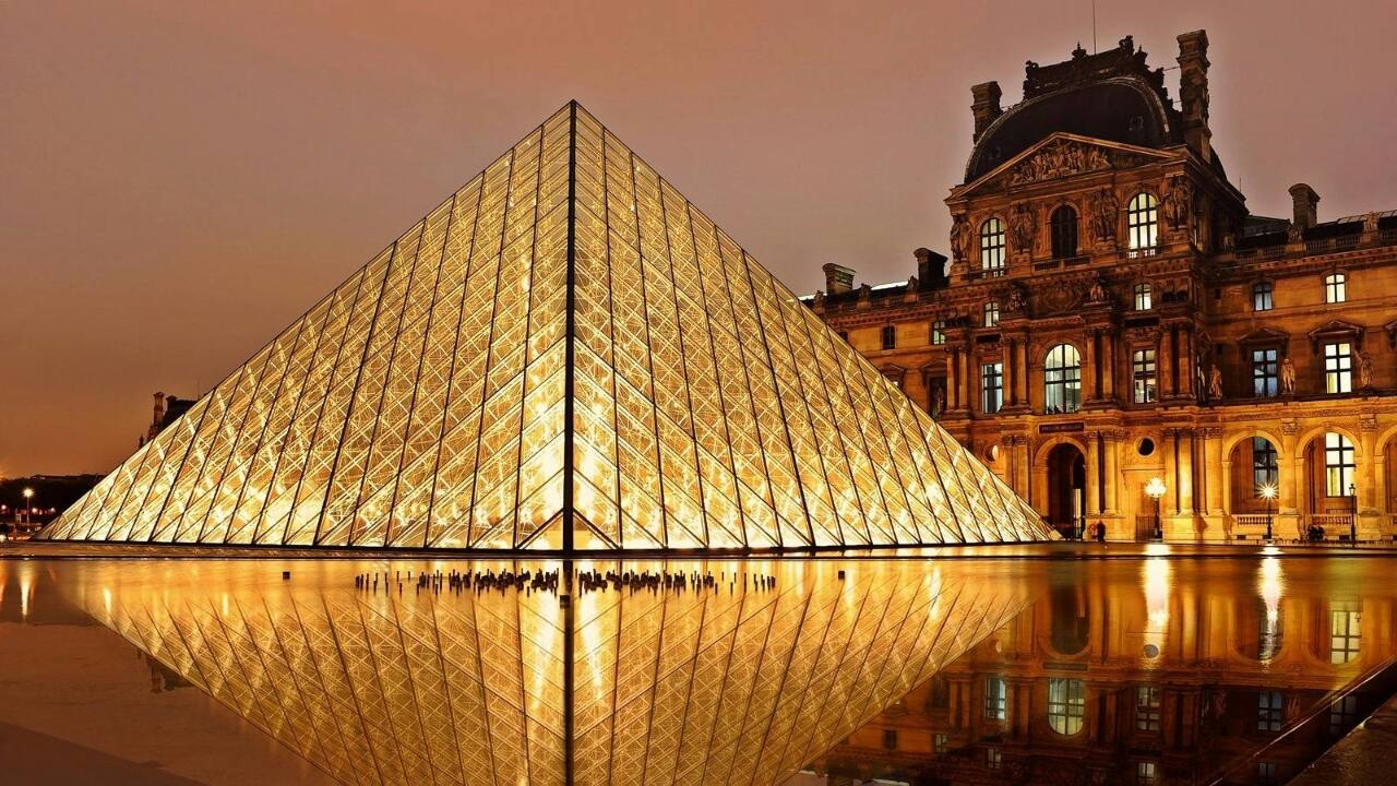 3. Paris, France Paris needs little introduction, but its post-Olympics glow brings a new spark to this already iconic city. Paris is the quintessential romantic getaway, home to stunning landmarks like the Eiffel Tower, Louvre Museum, and Notre-Dame Cathedral. But beyond the obvious attractions, the city’s charm lies in its charming neighborhoods, like Montmartre and Le Marais, full of quaint cafés, art galleries, and boutique shops. This year, Paris also boasts new cultural events, art exhibitions, and modern architectural marvels, making it an even more dynamic destination. Enjoy a picnic by the Seine, shop in the high-end boutiques of the Champs-Élysées, or sip coffee in a cozy café as you watch the world go by. (Image: Canva)