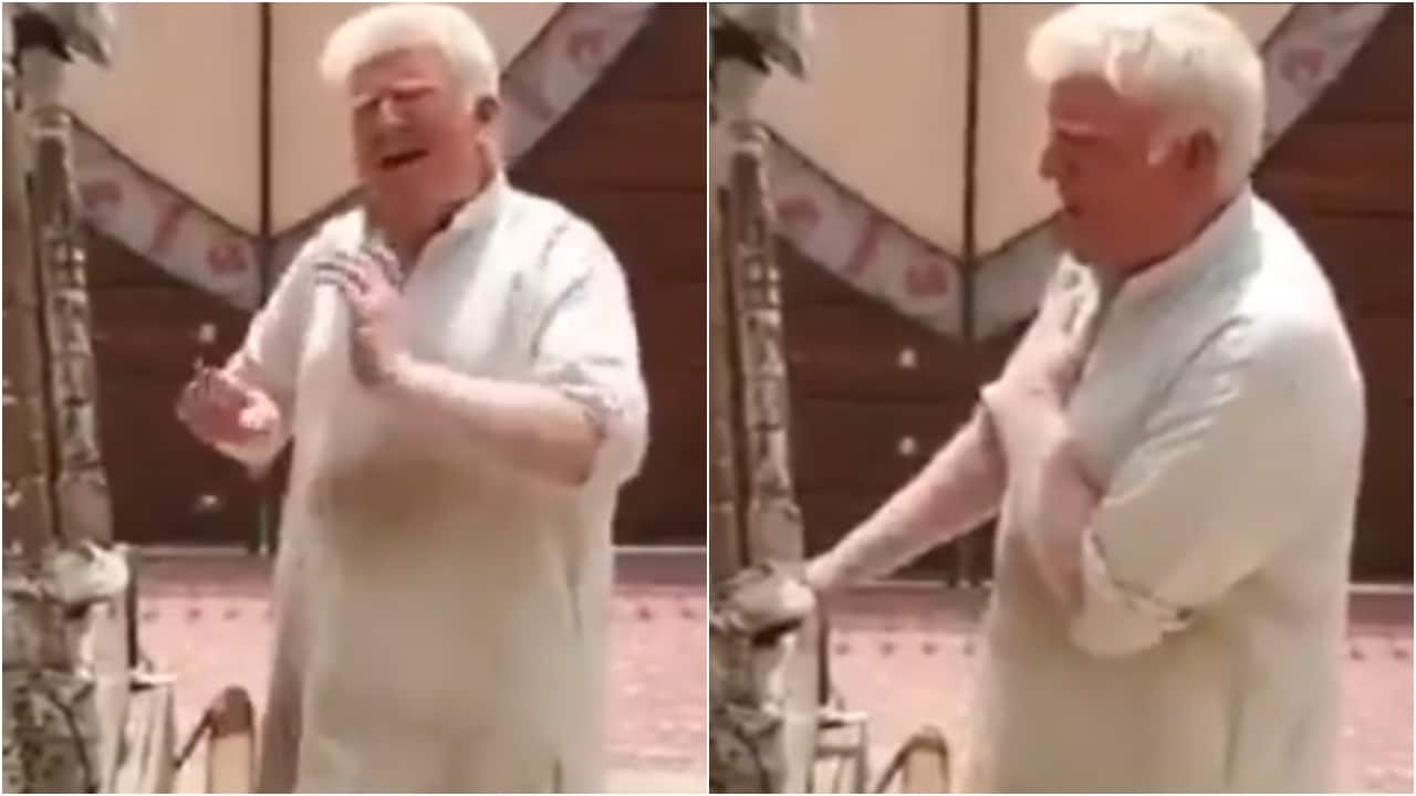 Man dubbed as Donald Trump-lookalike sells pudding in Pakistan. He sings and is a local sensation