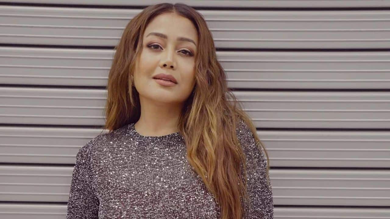 Is Neha Kakkar arrested in trading case as per viral pics? Here is the truth