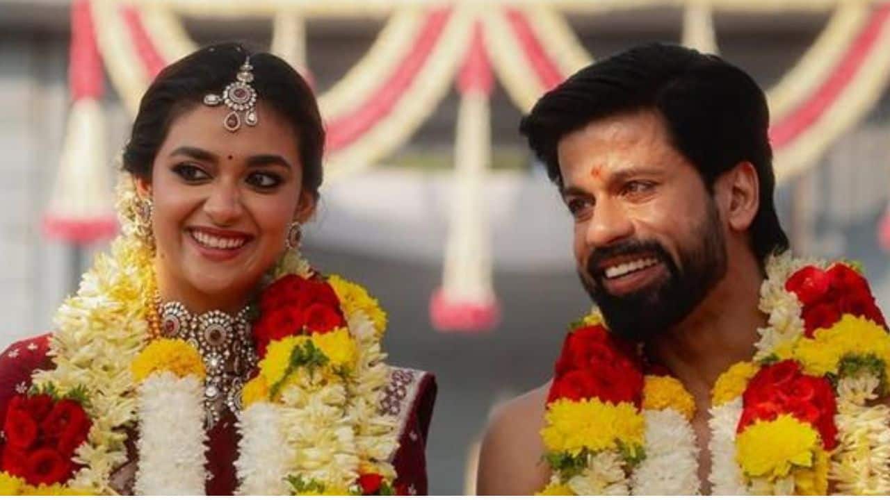 Keerthy Suresh talks about husband Antony Thattil's changed behaviour post marriage, says "Antony is not used to so much attention..."