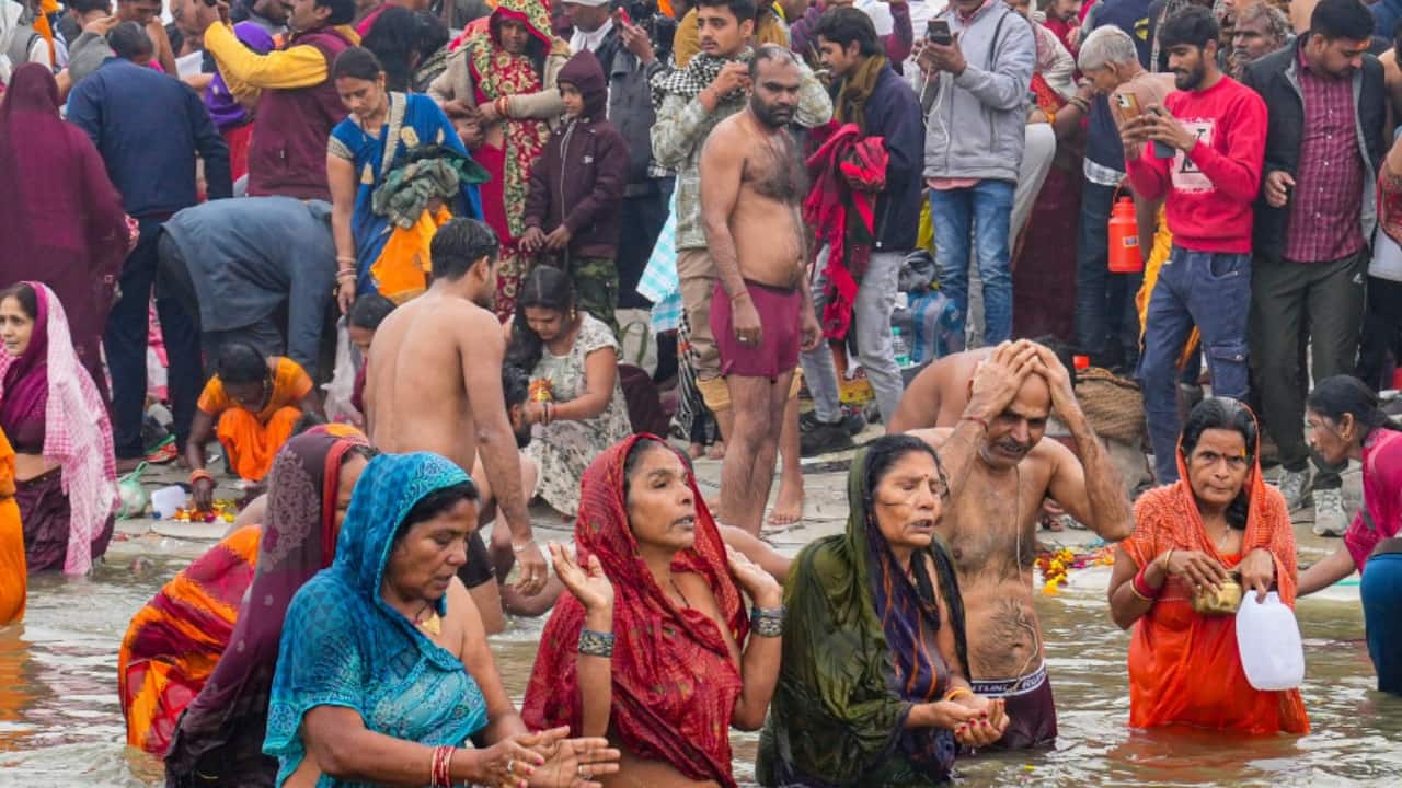 From Rs 200 to Rs 2 lakh: What a trip to Maha Kumbh can cost you, depending on your pocket