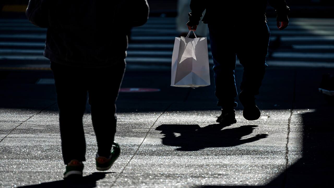 US retail sales broadly advance, capping a solid holiday season