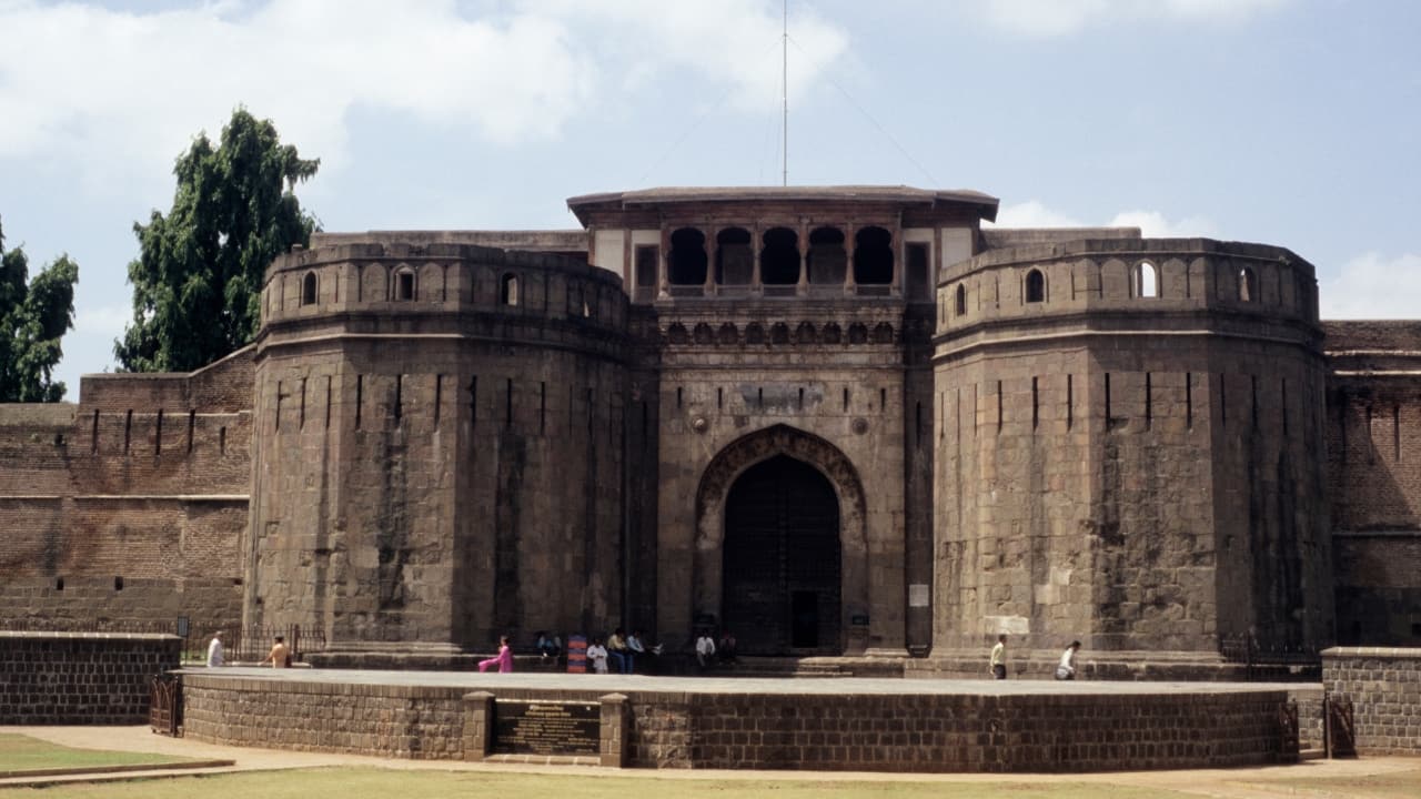 3. Shaniwarwada, Pune This majestic fort hides a tragic tale of treachery. On full moon nights, locals claim to hear the chilling cries of a murdered young prince echoing through the fort’s walls. (Image: Canva)