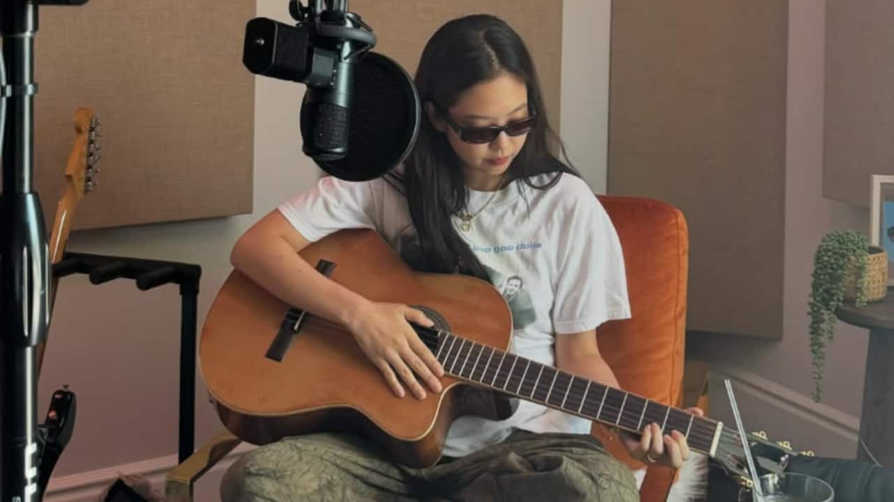BLACKPINK's Jennie turns 29; Rose and Jisoo share heartfelt birthday wishes
