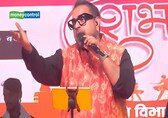 Shankar Mahadevan Mesmerizes Crowd with 'Chalo Kumbh Chale' Performance at Maha Kumbh 2025
