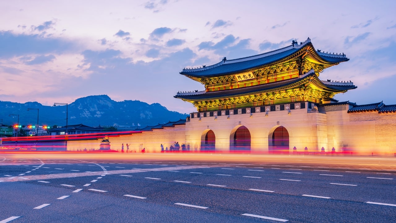 5. Seoul, South Korea Seoul is a dynamic destination for Lunar New Year celebrations. Take part in traditional games, experience palace ceremonies, and enjoy a festive atmosphere filled with cultural performances and delicious food. (Image: Canva)