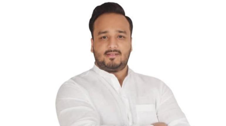 Just like your father...' former MLA Zeeshan Siddique gets death, extortion  threats; probe on