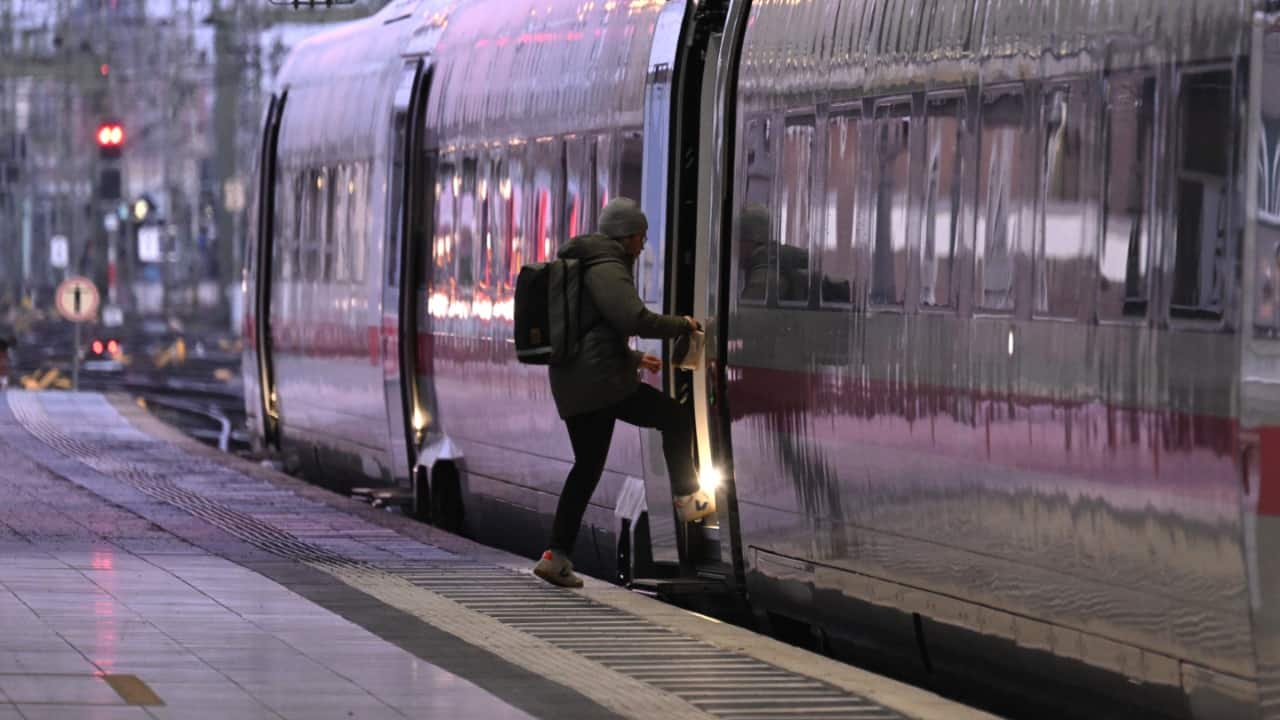 Ticketless passenger travels 30 km clinging onto cables of high-speed train in Germany