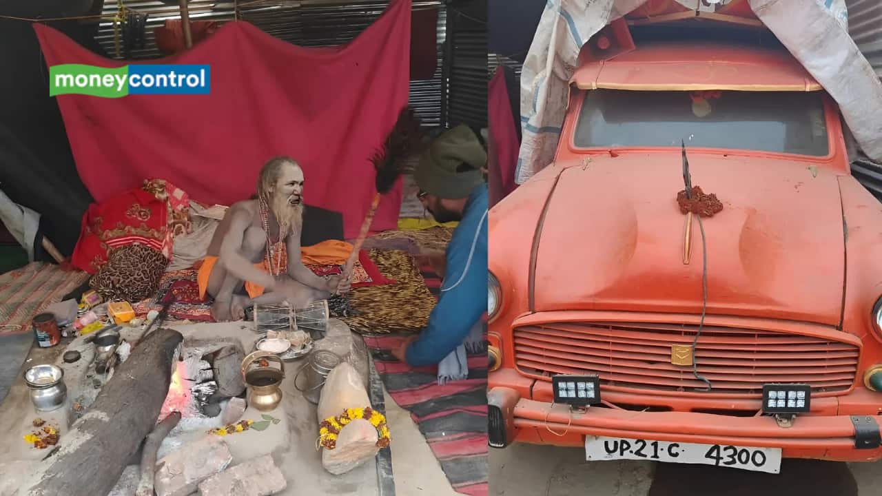 Maha Kumbh 2025: 'Ambassador Baba's' Vintage Car Becomes Unlikely Attraction