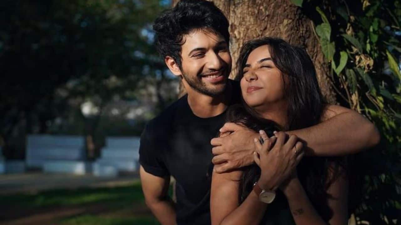 Prajakta Koli and Rohit Saraf in Mismatched  Prajakta and Rohit, portraying Dimple and Rishi in Mismatched, have quickly become fan favorites. Their playful banter, undeniable chemistry, and perfect on-screen presence have enchanted viewers, making their pairing one of the most adored, leaving fans eager for more.