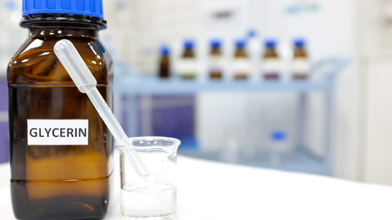 Glycerin: It is a powerful humectant that works wonders on dehydrated skin. With a smaller molecular structure, it penetrates the skin and draws moisture from deeper layers. &quot;Glycerin helps to keep the skin’s moisture levels balanced by attracting water from the environment and pulling it into the skin,&quot; she says and adds, “You’ll find glycerin in many skincare products such as cleansers, toners, and moisturisers. When paired with hyaluronic acid, it can amplify the hydration benefits, giving your skin that much-needed moisture boost.” (Image: Canva)