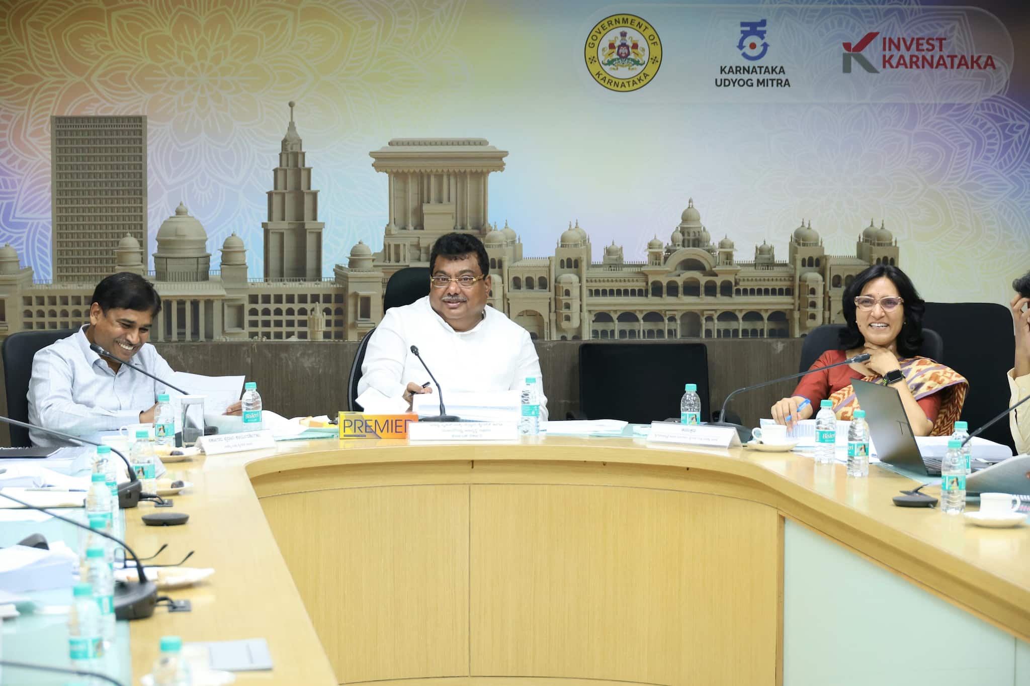 Karnataka floats tender to hire private sector professionals to attract investments Karnataka floats tender to hire private sector professionals to attract investments