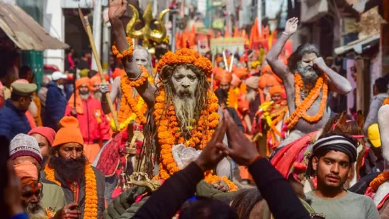 Ayodhya divided into 6 zones, 11 sectors as Ram temple draws huge rush from Maha Kumbh Ayodhya divided into 6 zones, 11 sectors as Ram temple draws huge rush from Maha Kumbh