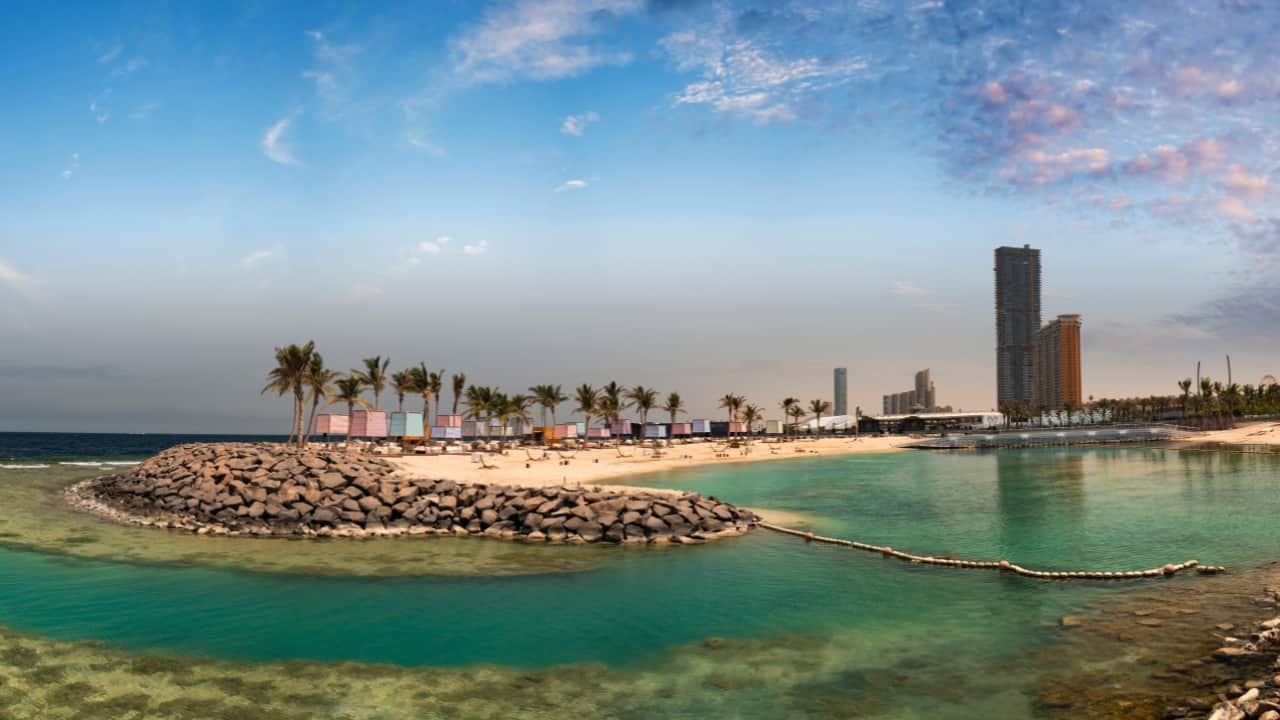 5. Jeddah’s Desert Stargazing Jeddah, with its beaches and urban landscape, is also surrounded by pristine desert landscapes perfect for stargazing. Embark on a desert safari and witness uninterrupted views of the Milky Way, meteor showers, and planetary alignments. The tranquility of the desert and the clarity of the night sky will leave you in awe as you watch the stars unfold above. (Image: Canva)